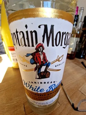 Captain Morgan White Rum